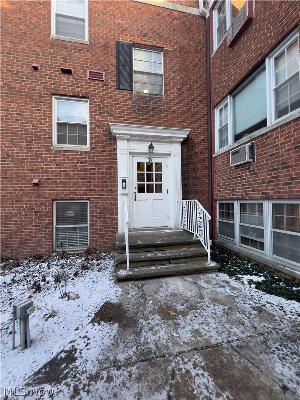 Photo of 19901 Van Aken Boulevard W #7, Shaker Heights, OH 44122 (MLS # 5192040)