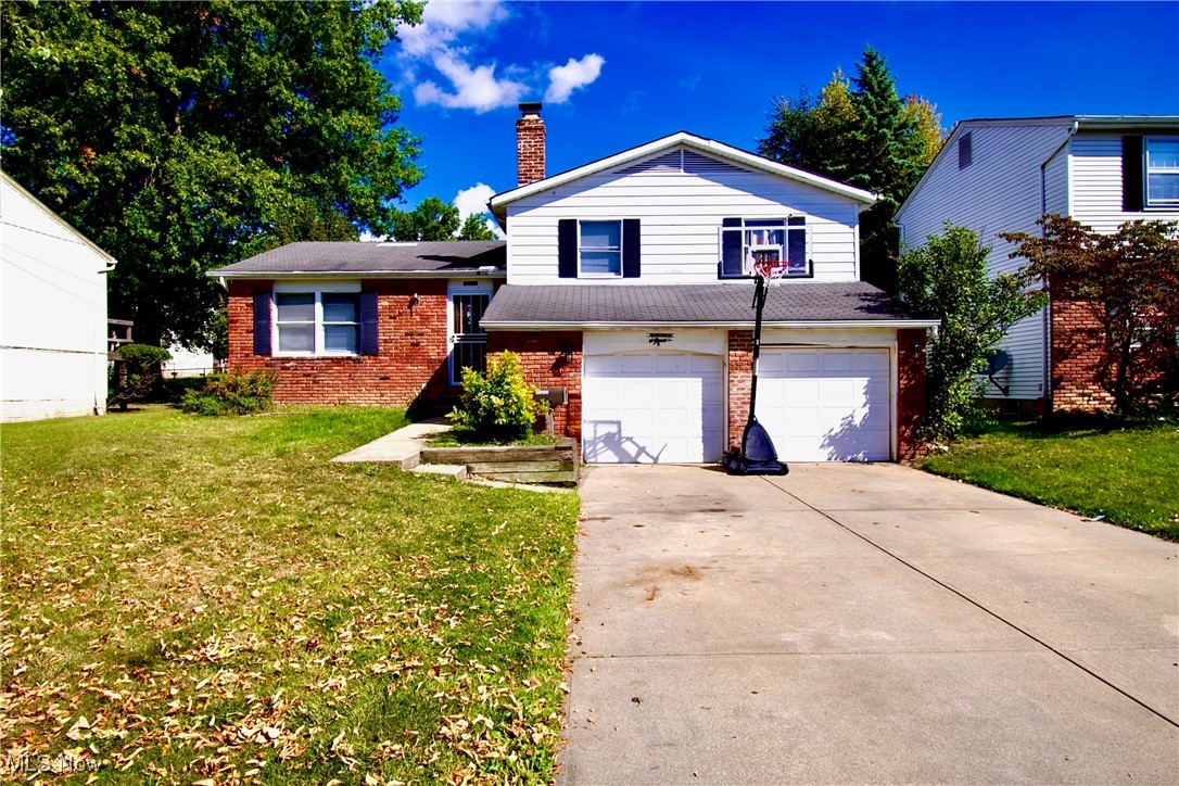 Welcome to 13577 Robinhood Drive, located in Garfield Heights, just minutes away from local parks and amenities! This split-level home features 3 bedrooms, 1 ½ bathrooms, and a 2-car garage. Schedule your showing today!