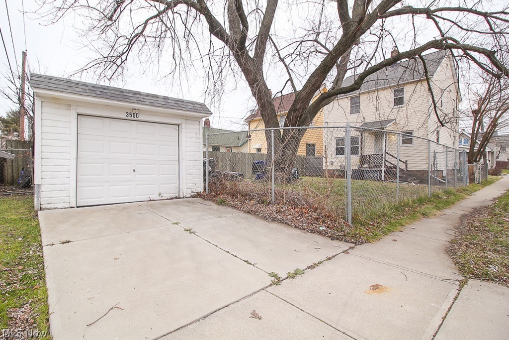 West 95th Street Sub/E R Cowin - Residential