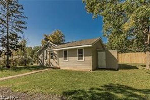 14867 Beechwood Drive Newbury OH 44065