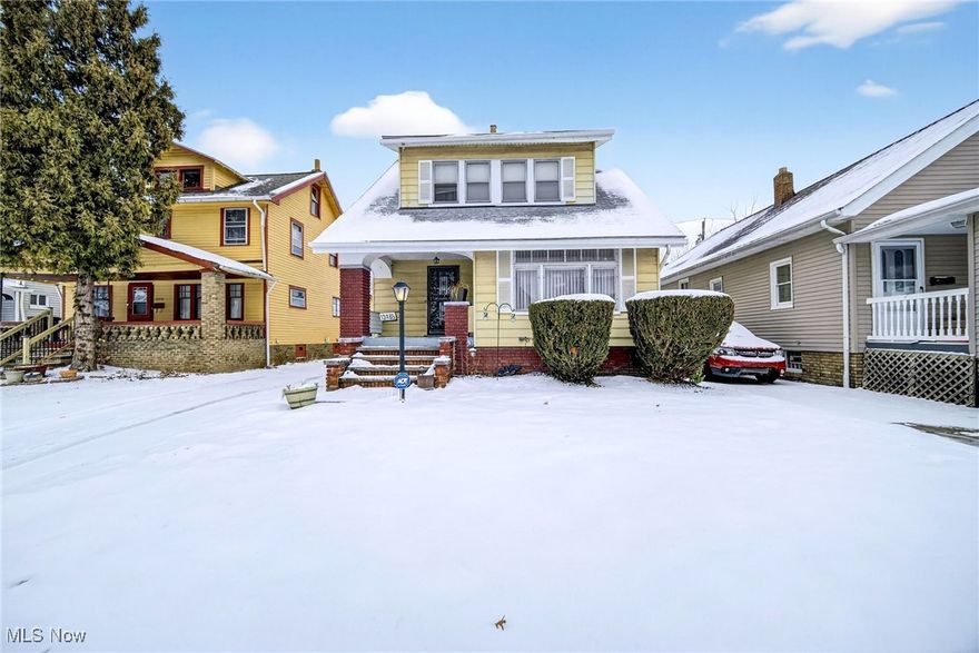 Welcome to this three-bedroom, one-bath home located in the heart of Garfield Heights. The property offers a functional layout with comfortable living space and great potential for personalization. With a little vision and updating, this home provides an excellent opportunity to add value and create a space that fits your style. Conveniently located near local amenities, shopping, dining, and major highways, this property is ideal for buyers looking to invest, renovate, or make it their own. A solid option for those seeking affordability and long-term potential in an established neighborhood.