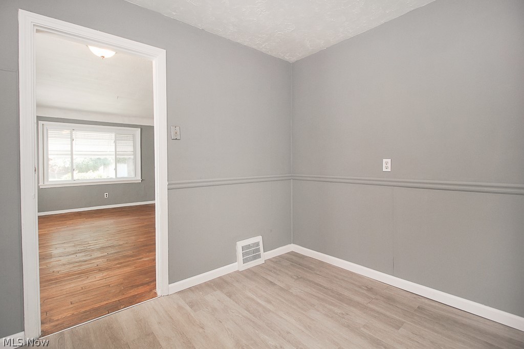 Mileshavard Pk Sub 5 - Residential Lease