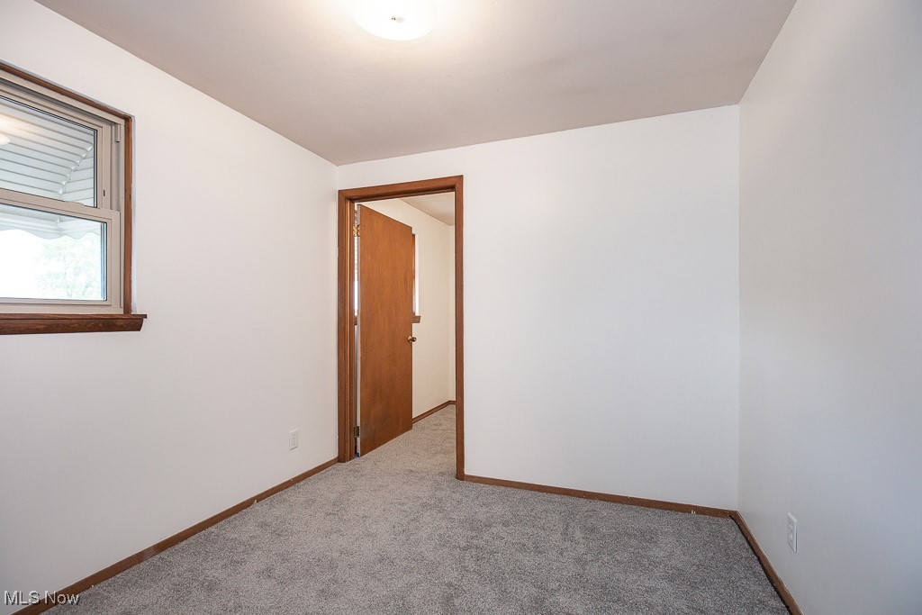 4525 Woodrow Avenue, Parma, Ohio image 25