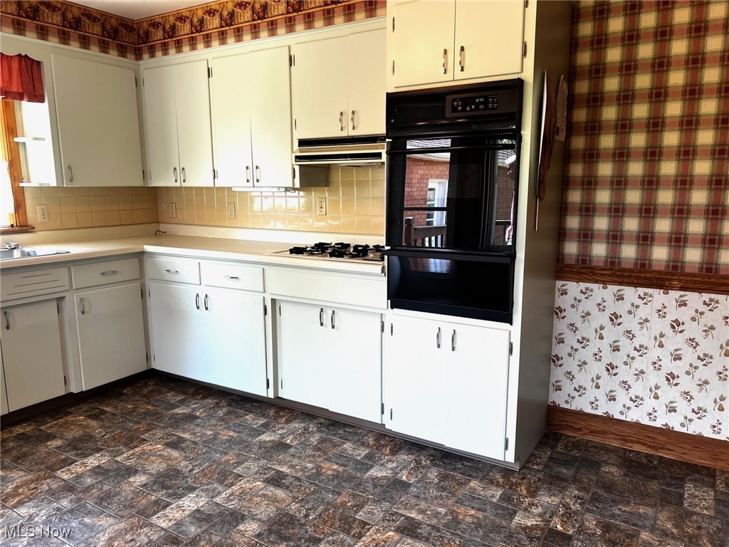 221 Eastland Ave, Warren, Ohio image 3