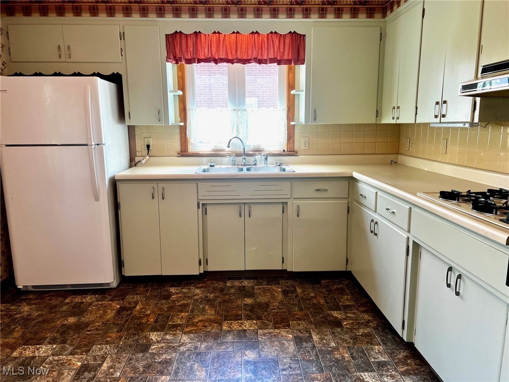 221 Eastland Ave, Warren, Ohio image 11