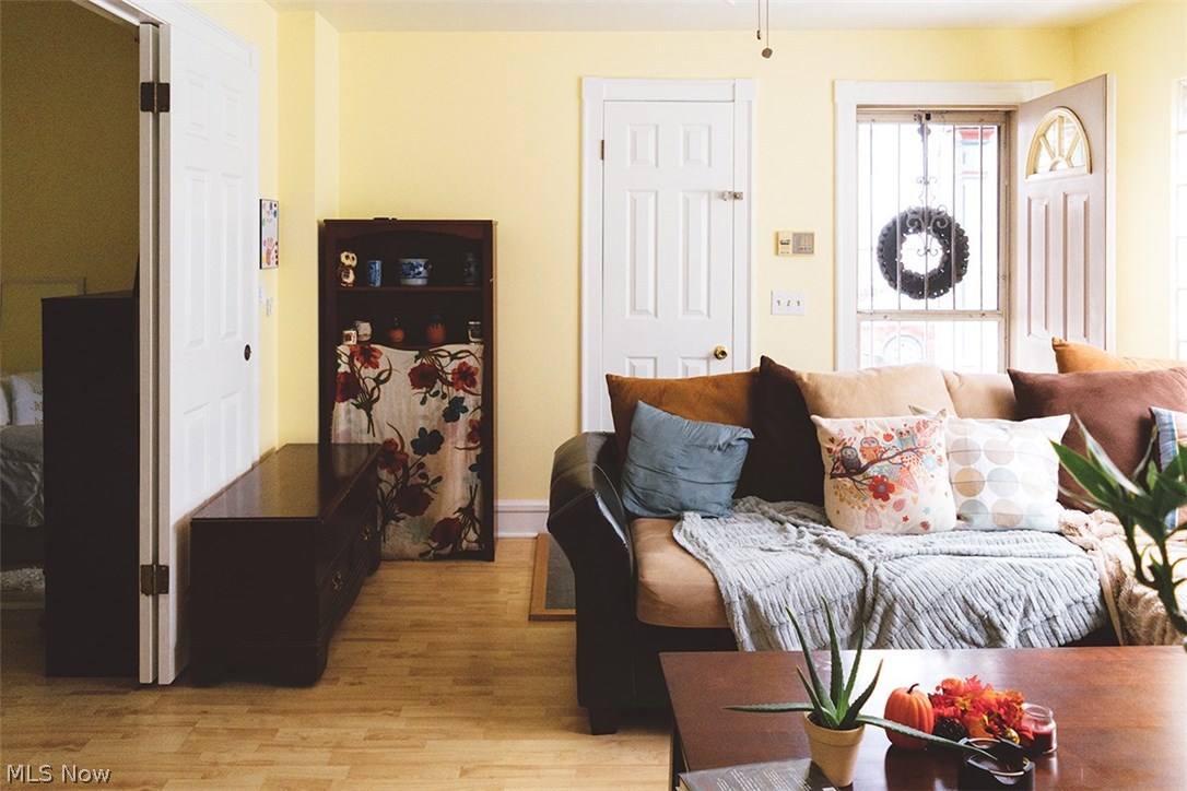 H Hadlows Allotment - Residential Income