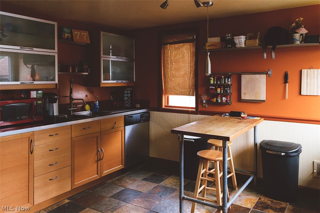 H Hadlows Allotment - Residential Income