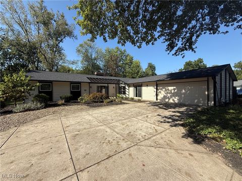 396 Crossbrook Drive Berea OH 44017