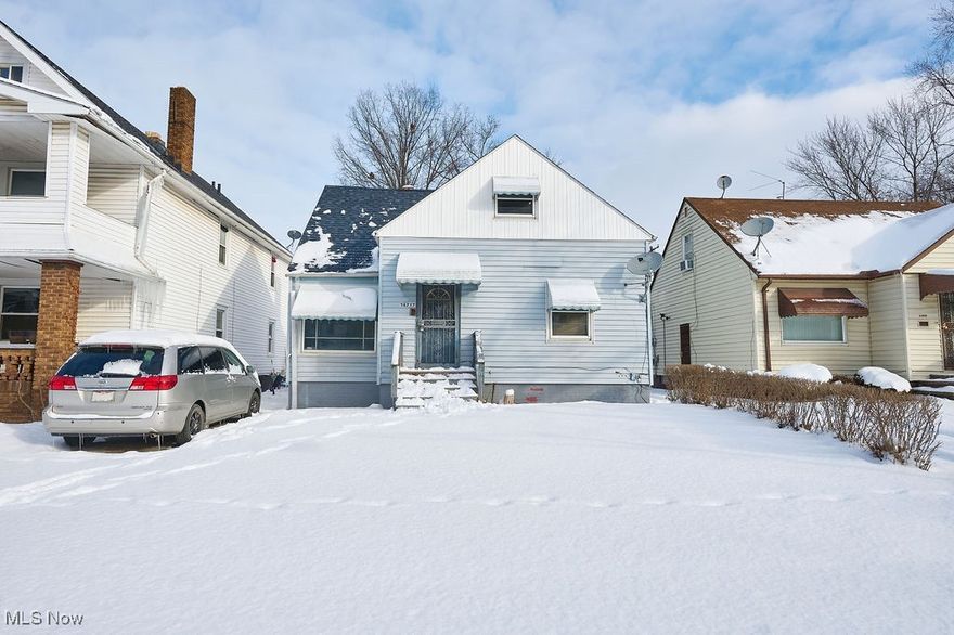 Investment Opportunity in East Cleveland! This 3-bedroom, 1-bathroom bungalow in East Cleveland offers great potential for cash flow or long-term appreciation. Featuring a one-car garage and a large backyard, this property is perfect for tenants or a future value-add opportunity. Being sold AS-IS, the buyer to assume POS violations. POS in order. With East Cleveland’s growing rental demand, this is an excellent chance to expand your portfolio. Don’t miss out on this affordable investment property!
