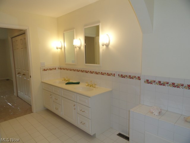 Kames Condo - Residential
