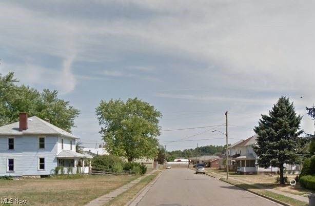 465 Martin Luther King Drive, Newcomerstown, Ohio image 4