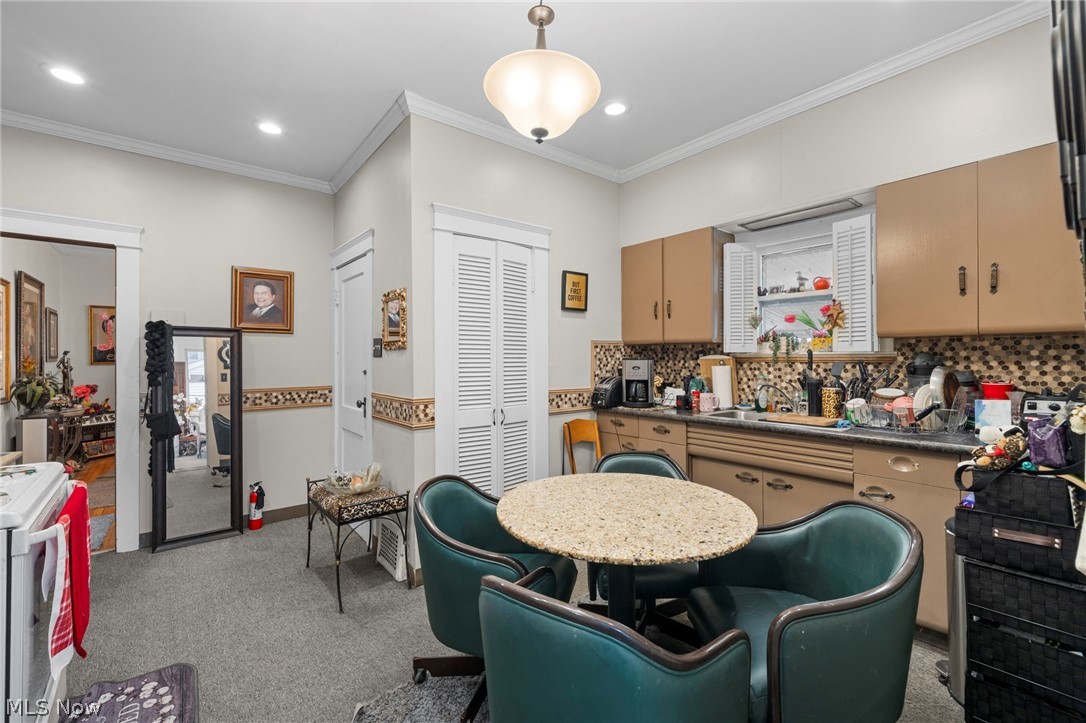 Edgewater Land Cos Sub - Residential Income