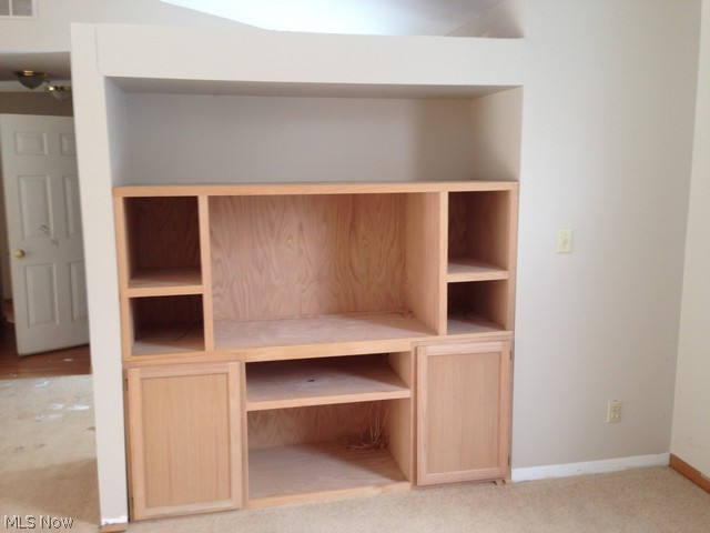 Roaming Rock - Residential