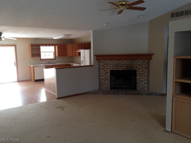 Roaming Rock - Residential