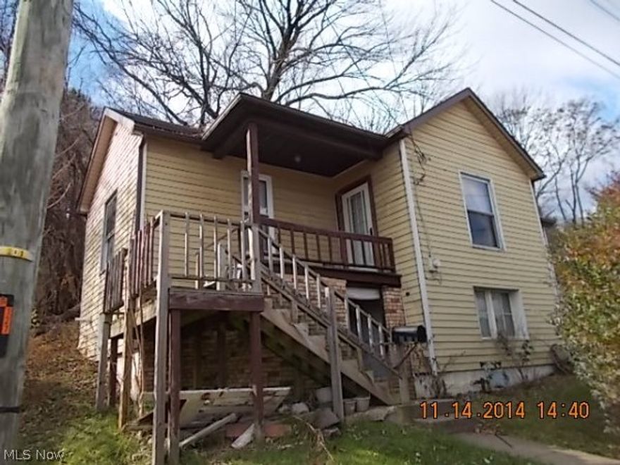 2 Bedroom 1 Bath home with 1st floor laundry and eat in kitchen. Good starter home. Walkout basement. Front and Back porches. Good rental or starter home. Priced affordable. Don't miss out.