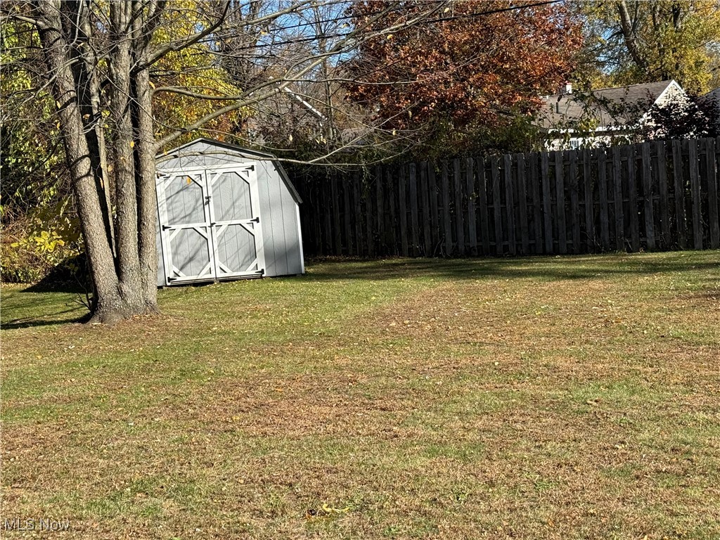 Madison Golf Lakelands - Residential