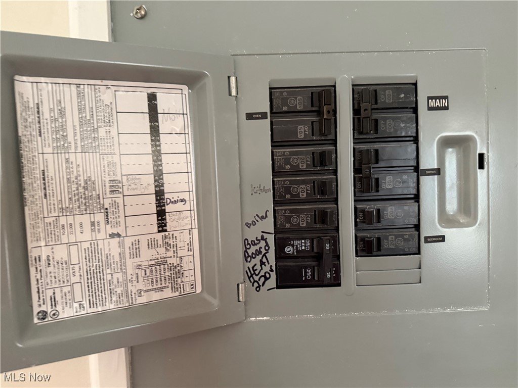 Madison Golf Lakelands - Residential