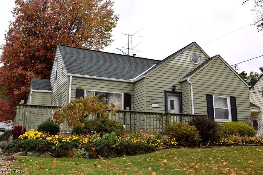 Attention buyers looking for a winter project!  This charming 4BR 1 BA W. Akron cape is packed with curb appeal and potential! Features 3 bedrooms and a full bath on the first floor, with a 4th bedroom and loft on the second floor that could be converted into a master suite (with 2nd bath).  Lots of living space w/eat-in kitchen, dining room, living room, and huge 22'x12' family room w/door to rear deck. Also features a completely fenced in backyard, central A/C, beautiful landscaping, and hardwood floors throughout most of both levels. Situated on a quiet street and conveniently located less than 5 minutes to I-77, Wallhaven, and Fairlawn Plaza shopping/dining. Call today to schedule a showing!