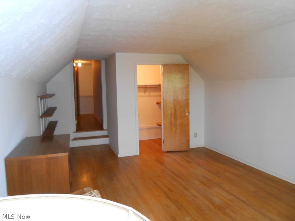 Mills Mdws - Residential