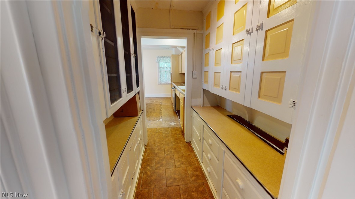 City/Mentor 13 - Residential