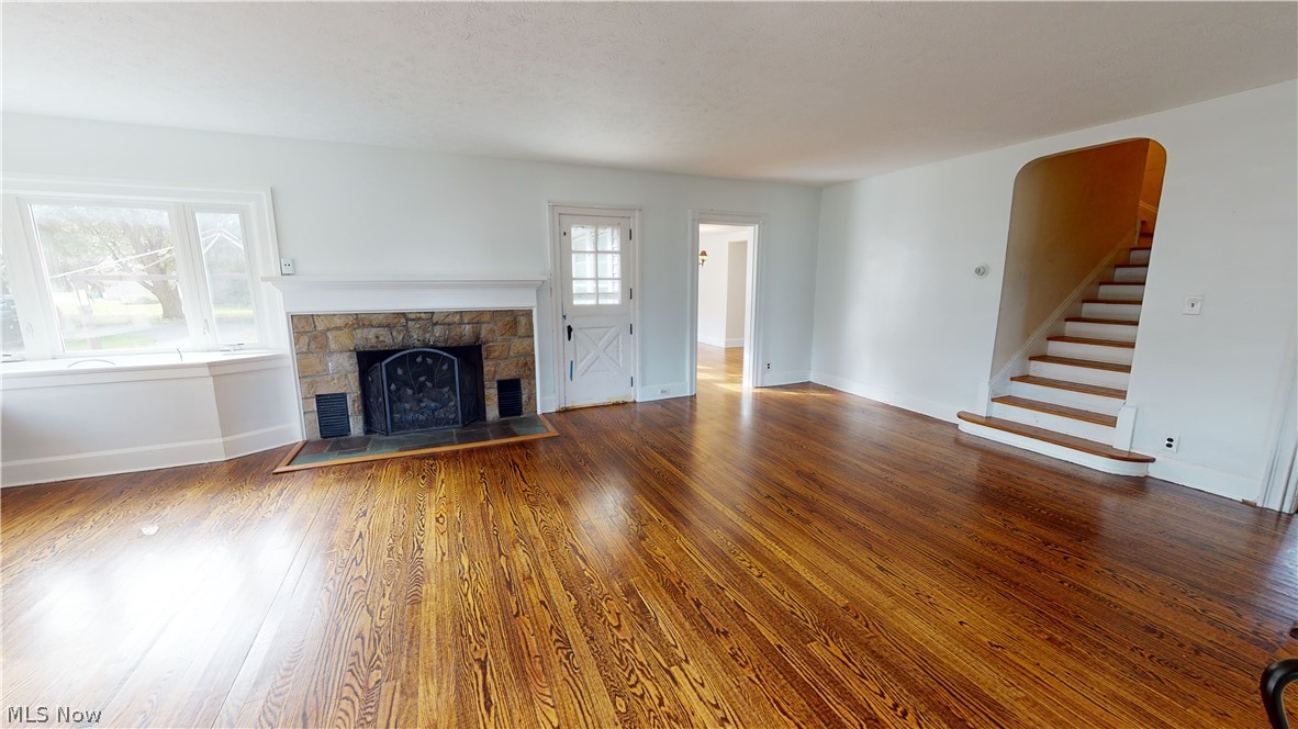 City/Mentor 13 - Residential