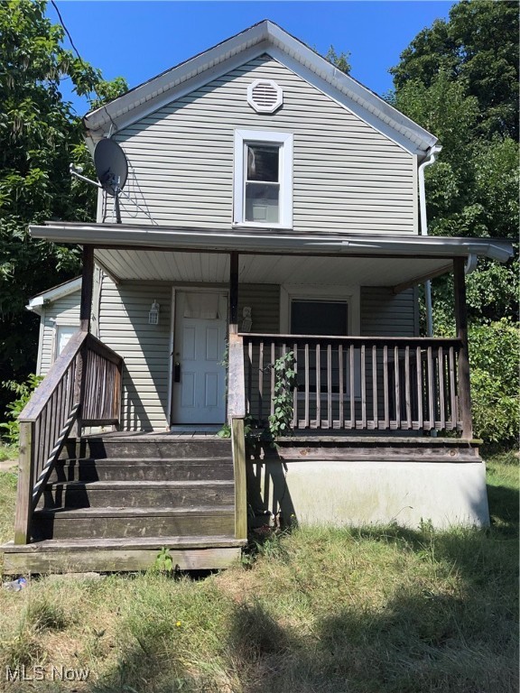 LOOKING TO ADD TO YOUR INVESTMENT PORTFOLIO? CHECK OUT THIS PARTIALLY UPDATED INVESTMENT OPPORTUNITY. COMES WITH 2 BEDROOMS, 1 AND A HALF BATHROOMS, NEW WINDOWS, NICE SIZE LIVING ROOM WITH NEW FLOORING, LARGE KITCHEN WITH NEW CABINETS, AND DINING AREA OFF KITCHEN. PRICED AT A STEAL!!!!