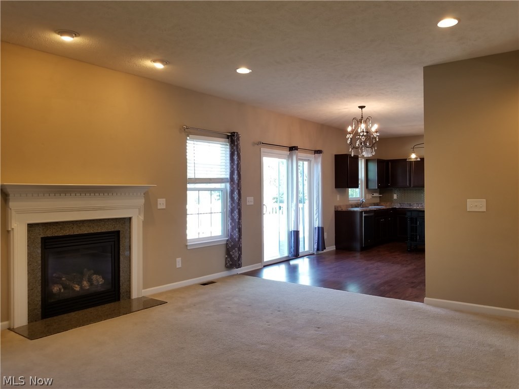 Hidden Lakes - Residential Lease