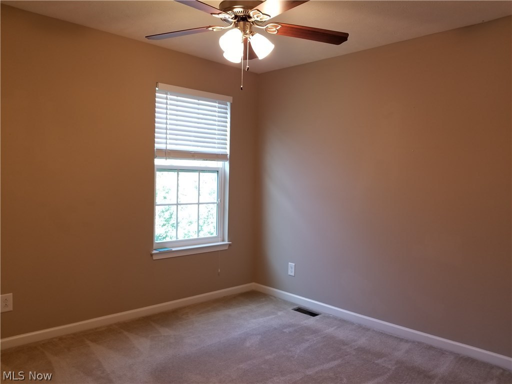 Hidden Lakes - Residential Lease