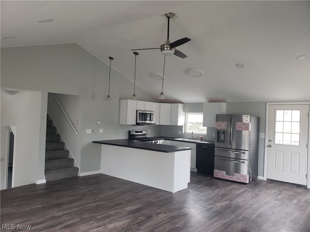 Luanna Drive - Residential