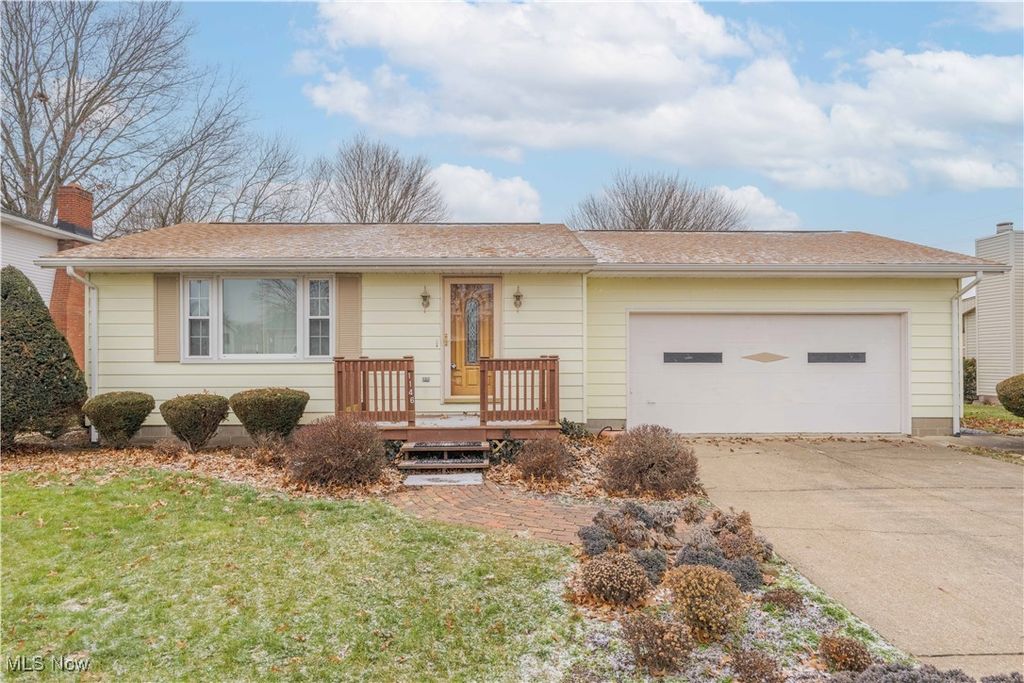 Photo of 1146 4th Street SE, New Philadelphia, OH 44663 (MLS # 5178684)