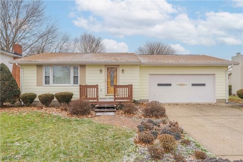 Photo of 1146 4th Street SE, New Philadelphia, OH 44663 (MLS # 5178684)