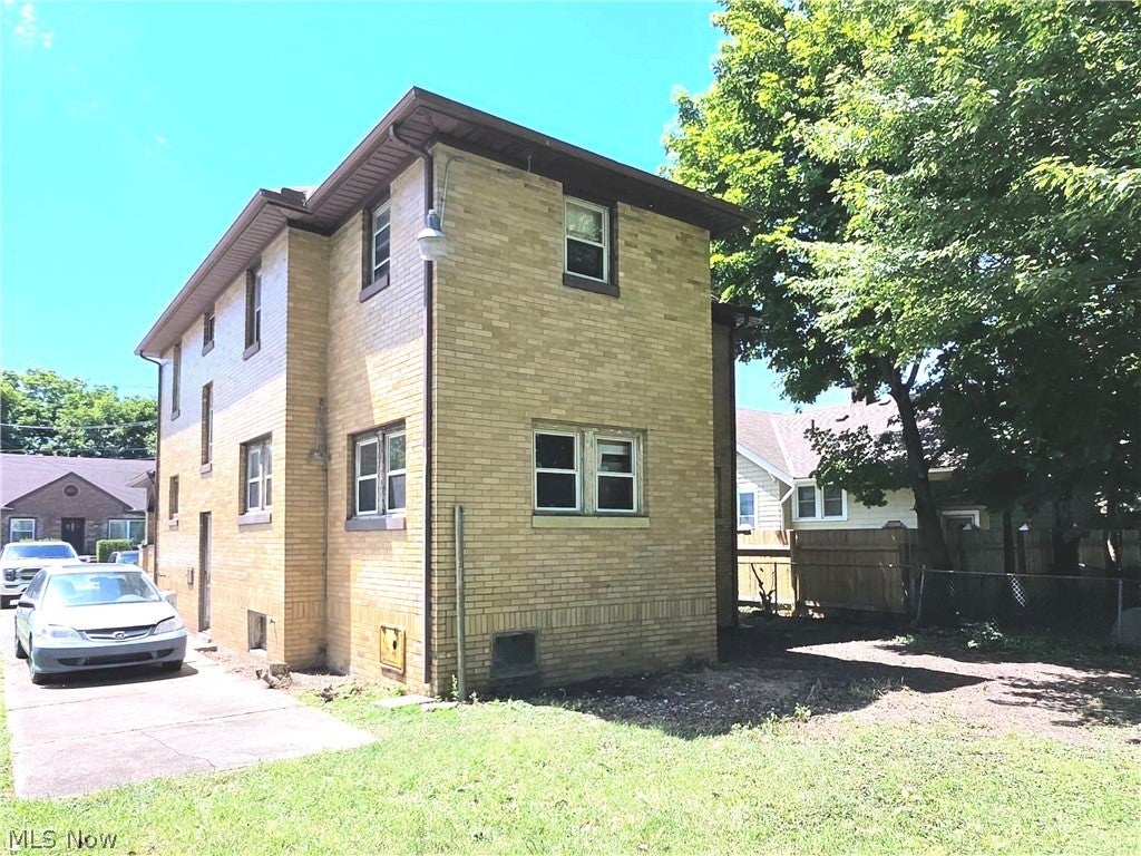 330 W 28th Street