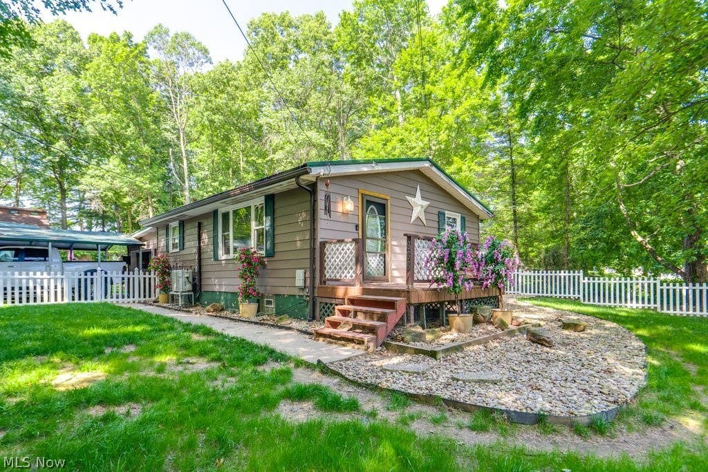Photo of 888 Mill Road, Ravenna, OH 44266 (MLS # 5224553)