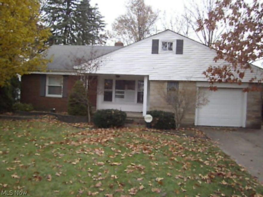 This 4 bdrm, 2 bath stone and vinyl bungalow is a Fannie Mae HomePath property. This updated property includes a 1 car attached garage, fenced-in yard, first floor family room, fireplace in the living room, 2bdrms/1 bath up and 2 bdrms/1bath 1st floor. Close to schools, shopping and hospitals with easy access to downtown Cleveland.