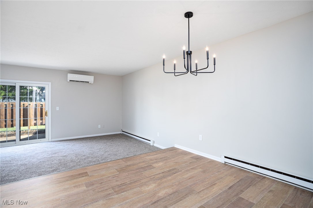 Creekside Vill - Residential