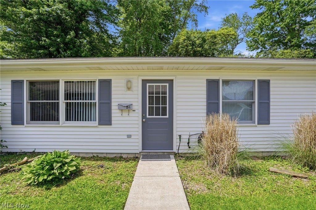 Photo of 124 Tiffin Avenue #A/B, Huron, OH 44839 (MLS # 5218344)