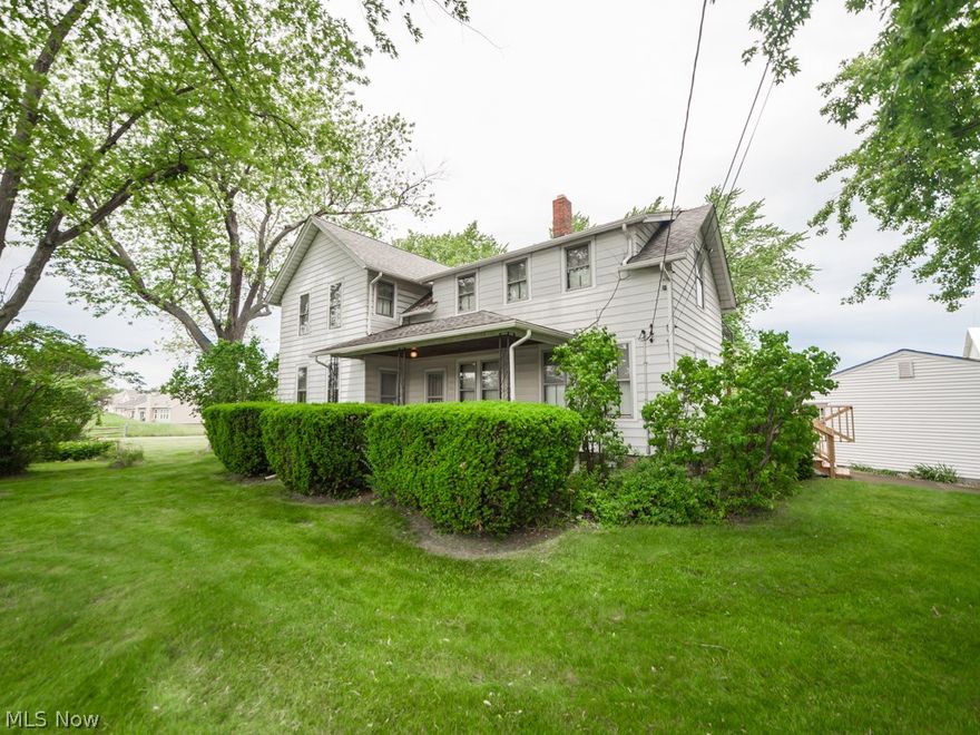 CENTURY HOME WITH MUCH OF THE BEAUTY OF TURN OF THE CENTURY WOODWORK LOCATED ON 3.4 ACRES WITH TWO LARGE BARNS AND THREE SMALL SHEDS.  THE FENCED-IN PROPERTY IS OPEN EXCEPT FOR AROUND THE HOUSE AND FRONT PROPERTY WITH LARGE OAK TREES.  THIS IS A FANTASTIC HOME AND PROPERTY FOR A PERSON TO ENJOY MANY HOBBIES WITH ALL OF THE SPACE NEEDED WITHIN THE BARNS.