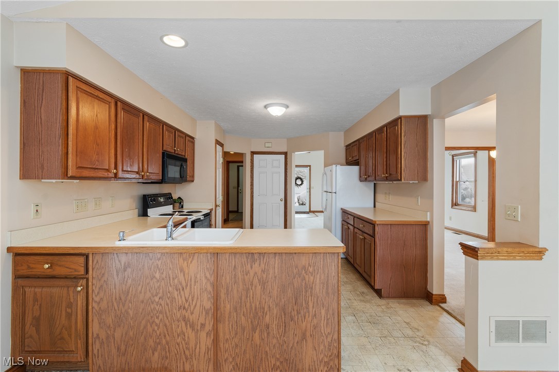 1394 Golden Lane, Broadview Heights, Ohio image 13