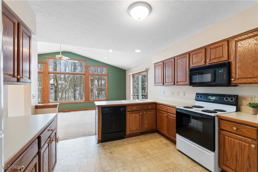 1394 Golden Lane, Broadview Heights, Ohio image 15