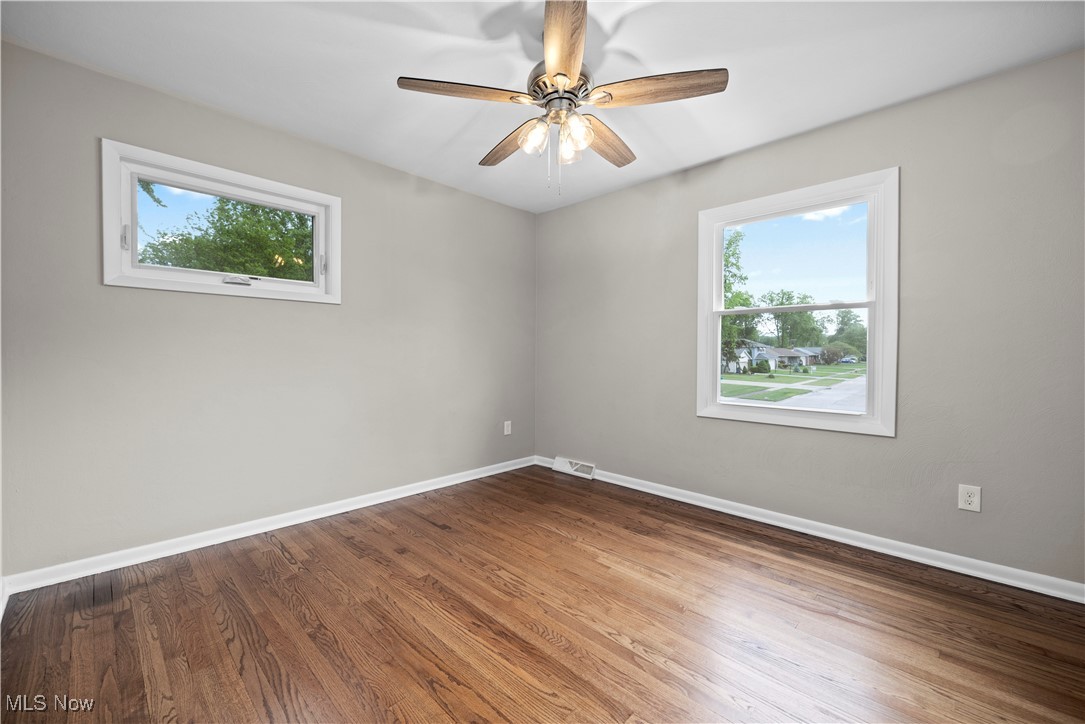 1704 Emerald Drive, Lorain, Ohio image 27