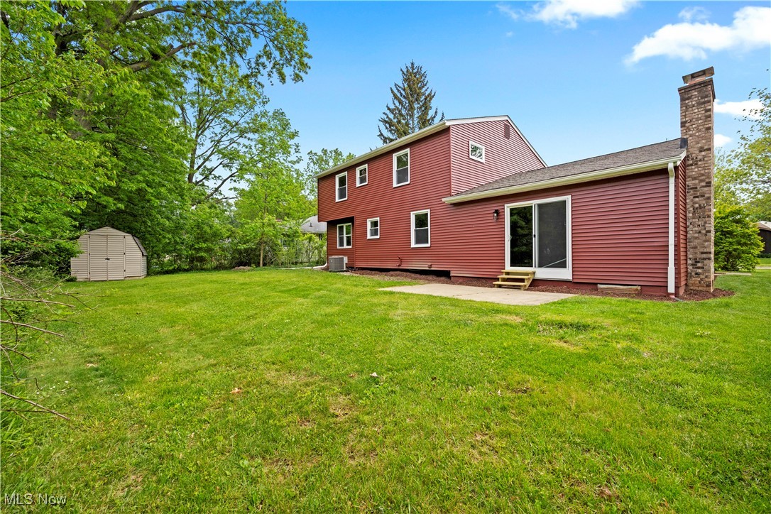 1704 Emerald Drive, Lorain, Ohio image 34