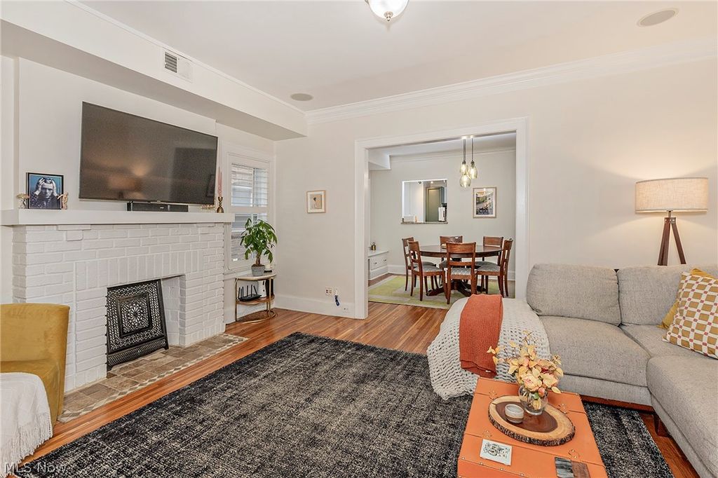 Photo of 2725 Hampshire Road #1, Cleveland Heights, OH 44106 (MLS # 5204804)