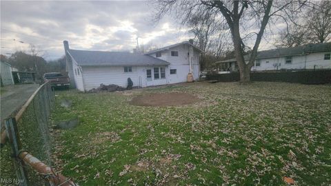 Tiny photo for 5438 Jimtown Road, East Palestine, OH 44413 (MLS # 5172377)