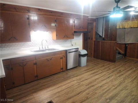 Tiny photo for 5438 Jimtown Road, East Palestine, OH 44413 (MLS # 5172377)