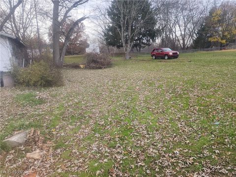 Tiny photo for 5438 Jimtown Road, East Palestine, OH 44413 (MLS # 5172377)