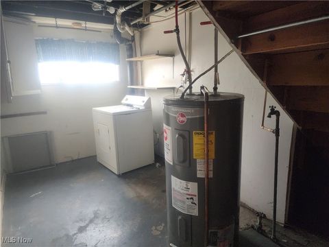 Tiny photo for 5438 Jimtown Road, East Palestine, OH 44413 (MLS # 5172377)