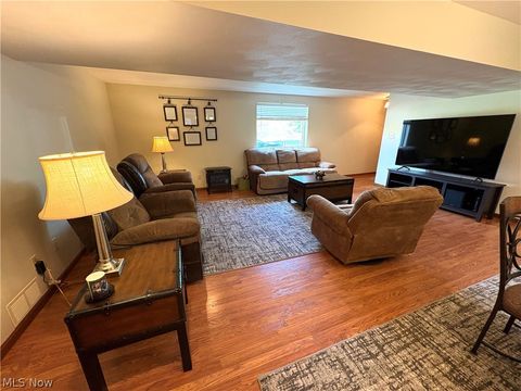 Tiny photo for 312 Henrietta Street, Weirton, WV 26062 (MLS # 5204200)