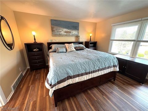 Tiny photo for 312 Henrietta Street, Weirton, WV 26062 (MLS # 5204200)