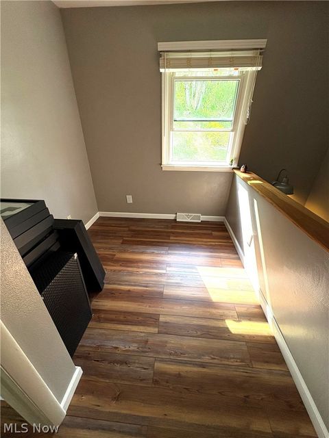 Tiny photo for 312 Henrietta Street, Weirton, WV 26062 (MLS # 5204200)