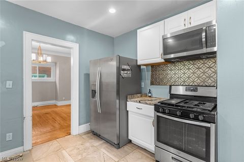 Tiny photo for 272 Outlook Avenue, Youngstown, OH 44504 (MLS # 5214460)